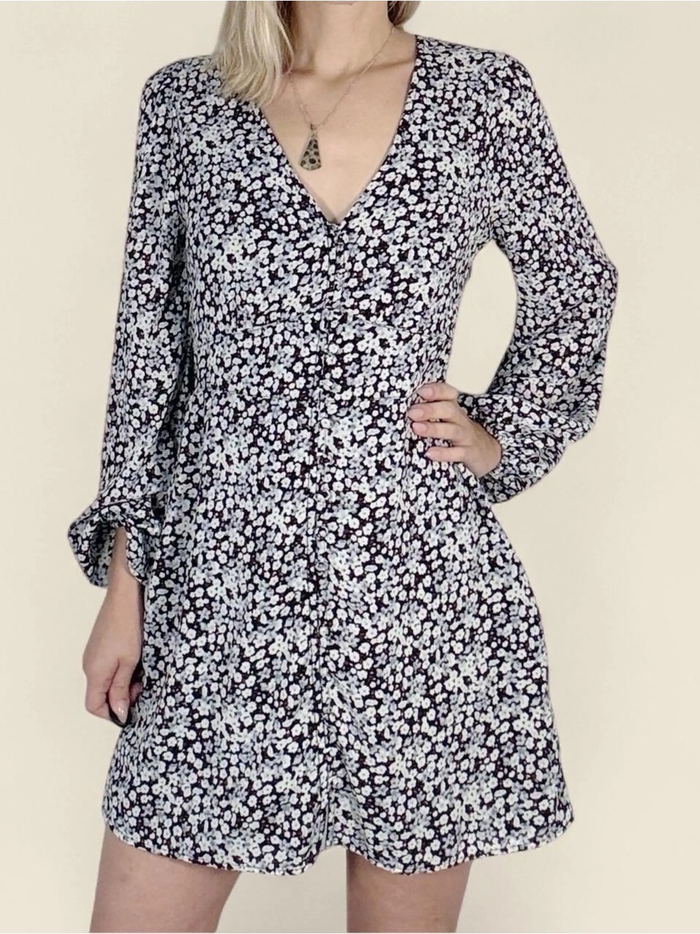 Abercrombie & Fitch Blue White Ditsy Floral Long-Sleeve Mini Wrap Dress XS